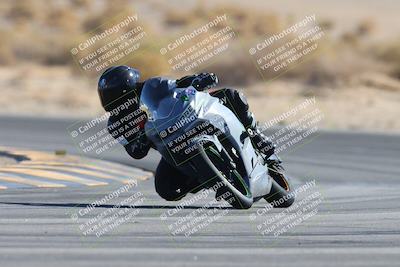 media/Jan-10-2025-CVMA Friday Practice (Fri) [[489e0da257]]/Group 4 and Trackday/Session 4 (Turn 16)/